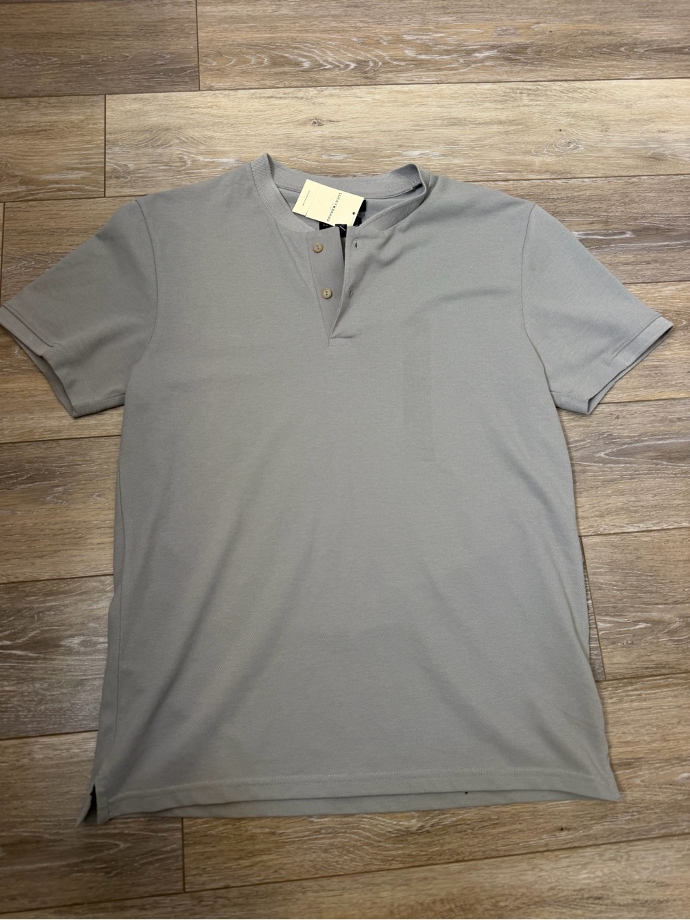 Lucky Brand Men's Short Sleeve Henley in Light Gray